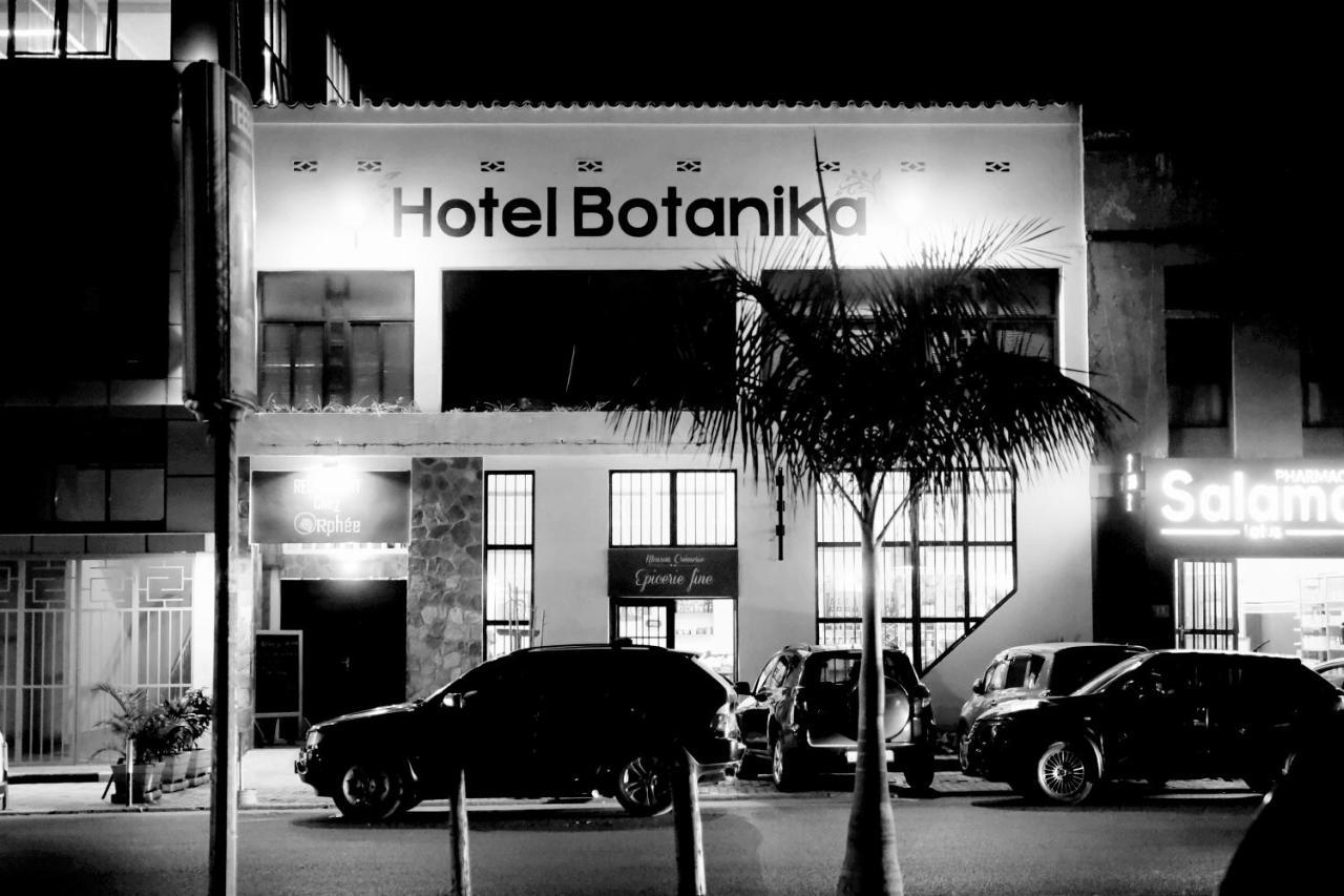 Botanika Hotel Bujumbura Exterior photo